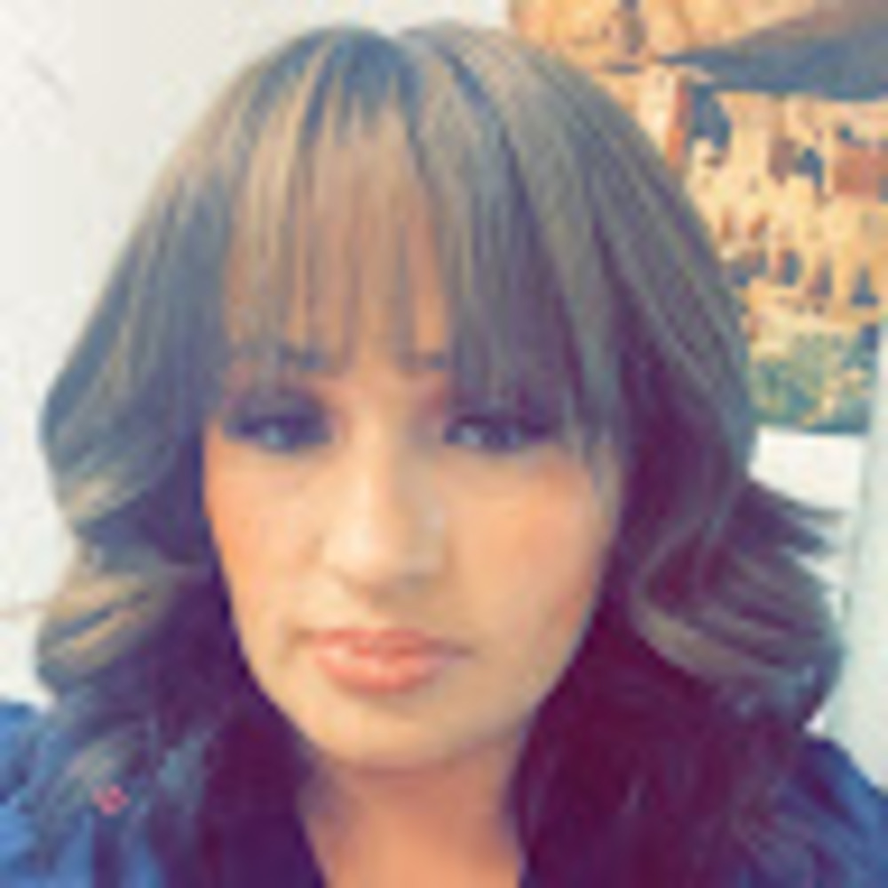 Meet your Posher, Tania